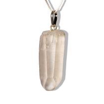 Colar Cristal Lemuria Pedra Bruto Presilha Prata 950 Colar Cristal Lemuria Pedra Bruto Presilha Prata 950