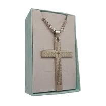 Colar cruz pai nosso inglês inox prateado gravação á laser