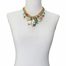 Colar curto, cristais, resinas e adereços variados, ZAMAC, ABS Bijuteria Feminina CamargoMarkiori CX-9597