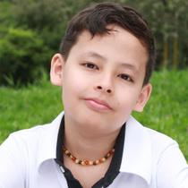 Colar de Âmbar Báltico Misto Polido para Criança