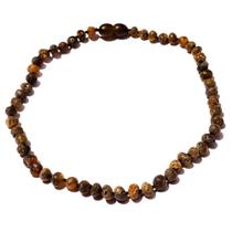 Colar de Âmbar Báltico Verde Escuro Não Polido para Bebê