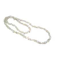 Colar de Cascalho de Opalina