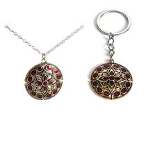 Colar de chaveiro Elden Ring com pingente de âmbar vermelho