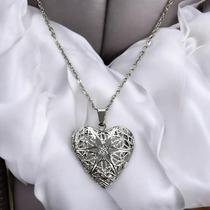 Colar De Coração Medalhão Para Retrato Ou Perfume Relicário