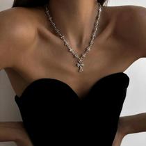 Colar de cruz feminino com luxo leve e sofisticado, gargantilha com pingente de liga de pequeno lote