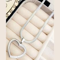 Colar de Elo de Fita Coração Vazado em Aço Inox Colar de Elo de Fita Coração Vazado em Aço Inox