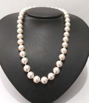 Colar De Perola Shell 10mm Com Fecho Aço