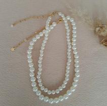 Colar de pérolas com fecho regulável