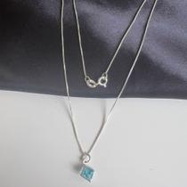 Colar de Prata com Pingente Retangular Azul Mar