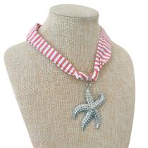 Colar de Tecido com Pingente de Estrela do Mar -