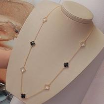 Colar De Trevo Transp E Preto Folheado A Ouro Colar De Trevo Transp E Preto Folheado A Ouro