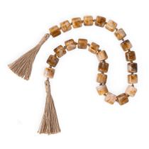 Colar Decorativo Cubos Âmbar em Resina com Tassels em Juta - Mart