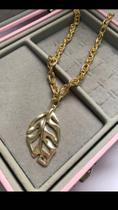 Colar dourado folha Colar dourado folha