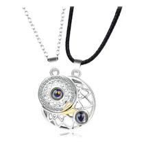 Colar Duplo Magnético Projetor 100 Idiomas Sol E Lua Coração Prateado