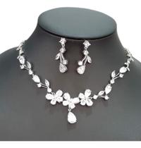 Colar E Brinco Noiva Zircônia Prata Festa Debutante Luxo Colar E Brinco Noiva Zircônia Prata Festa Debutante Luxo