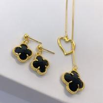 Colar e Brinco Trevo Pedra Cristal Preta Banhado a Ouro 18k