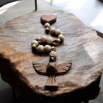 Colar e Enfeite de Madeira Rústico Produzido a coração e divino decorativo para mesa parede vaso