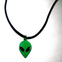 Colar E.t Alien Grey Ufo Cordão Elástico Extraterrestre