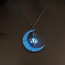 Colar EEQQBZ Glow in The Dark Silver Crescent Moon