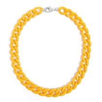 Colar Elos Resina Fecho Banhado a Ródio