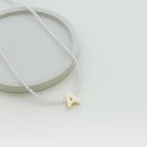 Colar em Cristal com a Letra de Madrepérola 40cm com 5cm de extensor em Prata 925 Colar em Cristal com a Letra de Madrepérola 40cm com 5cm de extensor em Prata 925