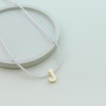 Colar em Cristal com a Letra de Madrepérola 40cm com 5cm de extensor em Prata 925 Colar em Cristal com a Letra de Madrepérola 40cm com 5cm de extensor em Prata 925