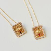 Colar Escapulário com Pedras Folheado Colar Escapulário com Pedras Folheado