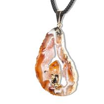 Colar Especial Chapa Geodo com Ponta Citrino Envolto Dourado Colar Especial Chapa Geodo com Ponta Citrino Envolto Dourado