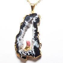 Colar Especial Chapa Geodo Turmalina Rosa Envolto Dourado Colar Especial Chapa Geodo Turmalina Rosa Envolto Dourado