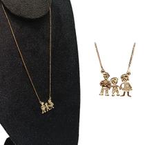 Colar Família Cravejado com Zircônia Folheado Ouro 18k r.06 Colar Família Cravejado com Zircônia Folheado Ouro 18k r.06