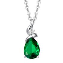 Colar FANCIME Pingente de Esmeralda em Ouro Branco 14K Colar FANCIME Pingente de Esmeralda em Ouro Branco 14K