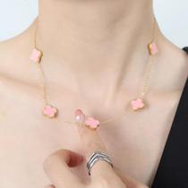 Colar Feminina Choker Aço Inoxidável Trevo Virgínia Madrepérola Antialergico Rosa Festa Presente Barbie Delicado Colar Feminina Choker Aço Inoxidável Trevo Virgínia Madrepérola Antialergico Rosa Festa Presente Barbie Delicado