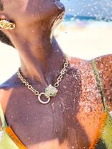 Colar Feminino Cabeça de Tigre Olho Verde. Semijoia 3 milesimos de ouro, banho de verniz italiano Colar Feminino Cabeça de Tigre Olho Verde. Semijoia 3 milesimos de ouro, banho de verniz italiano