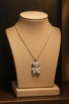 Colar Feminino Com Pingente De Ursinho Cravejado Delicado Colar Feminino Com Pingente De Ursinho Cravejado Delicado