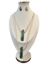 Colar feminino duplo com brinco em corda e resina