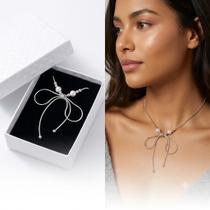 Colar Feminino Laço Pingente Flor Zirconia Prata Banhado + Caixa para Presente Luxuosa Perfeito Colar Feminino Laço Pingente Flor Zirconia Prata Banhado + Caixa para Presente Luxuosa Perfeito