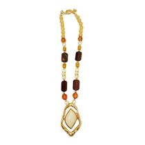 Colar feminino mix de pedras resinas pingente dourado Biju Store C23.