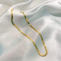 Colar fita laminada 4mm lisa 40cm banhada a ouro 18k