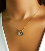 Colar Formas Triangular Vazado 2 Banhos Ródio Branco e Ouro