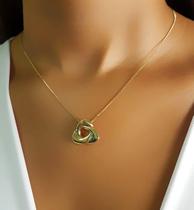 Colar Formas Triangular Vazado Banhado a Ouro