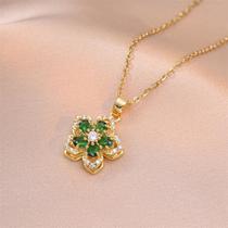Colar Gargantilha com Pingente de Flor de Zircônia Banhado a Ouro Colar Gargantilha com Pingente de Flor de Zircônia Banhado a Ouro
