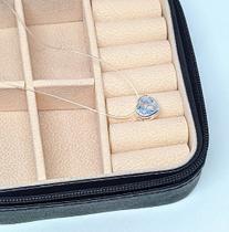 Colar Gargantilha Fio Nylon Ponto de Luz com Coração Zircônia Folheado Prata Tendência Moda Feminino Colar Gargantilha Fio Nylon Ponto de Luz com Coração Zircônia Folheado Prata Tendência Moda Feminino