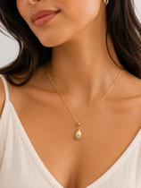 Colar Gota Com Zircônias Feminino Folheado a Ouro ou Prata Colar Gota Com Zircônias Feminino Folheado a Ouro ou Prata
