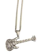 Colar Guitarra - Aço Inoxidável - Acessório Moderno para Músicos e Fãs de Rock Colar Guitarra - Aço Inoxidável - Acessório Moderno para Músicos e Fãs de Rock