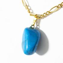 Colar Howlita Azul Pedrinha Rolado Pino Dourado