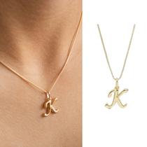 Colar Letra Inicial Lisa Semi Joia Banhado Ouro 18k Presente Perfeito Aniversario Mae Mulher Namorada