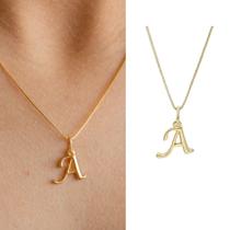 Colar Letra Inicial Lisa Semi Joia Banhado Ouro 18k Presente Perfeito Aniversario Mae Mulher Namorada