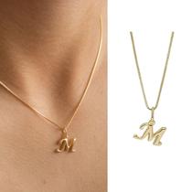 Colar Letra Inicial Lisa Semi Joia Banhado Ouro 18k Presente Perfeito Aniversario Mae Mulher Namorada