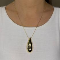 Colar Longo com Pingente Gota Comprida Lisa Banhado em Ouro 18k