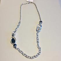 Colar longo feminino